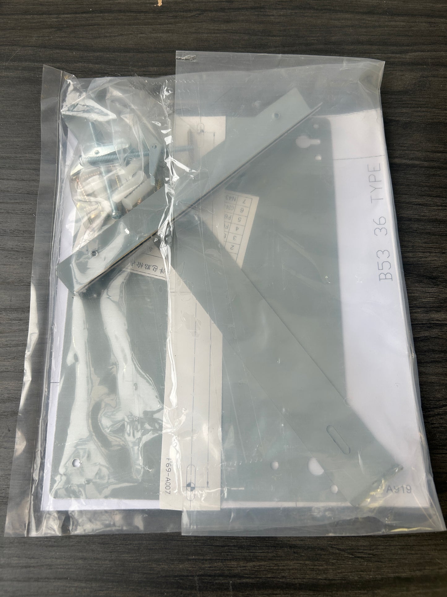 Chimney 8 or 9ft with installation back plate (B-53, B-51)